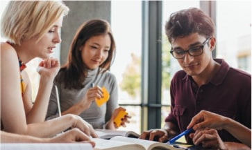 Bachelor en Management Appliqué (Option Droit des Affaires)